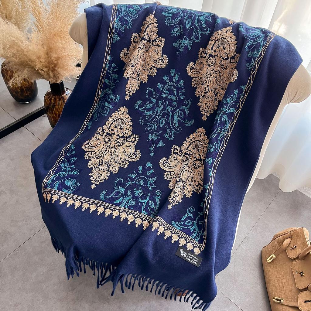 Winter Warm Cashmere Scarf for Women Floral Embroidery Pashmina Blanket Thick Shawl Wrap Neckerchief Elegant Lady Poncho Bufanda
