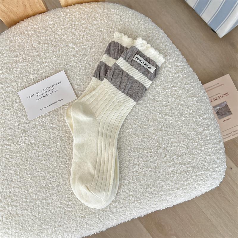 Female Autumn Winter Letter Cloth Label Sweet Fungus Lace Bubble Mouth Tube Stack Socks