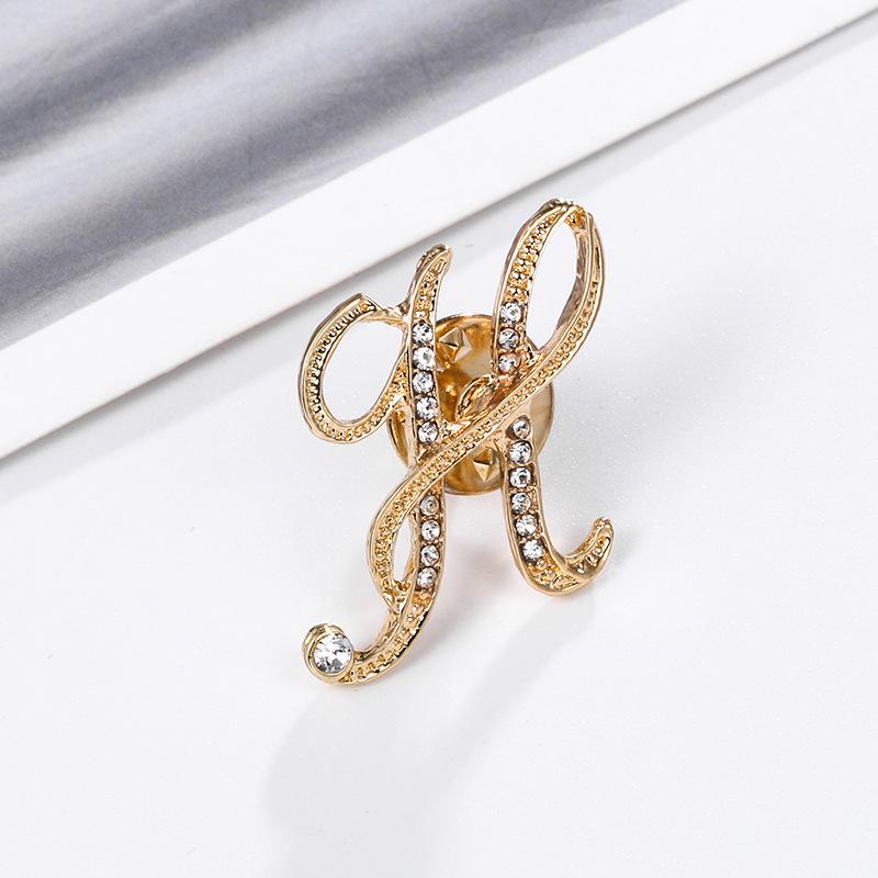 High-Precision Electroplated Vintage Alloy Brooch with Rhinestones