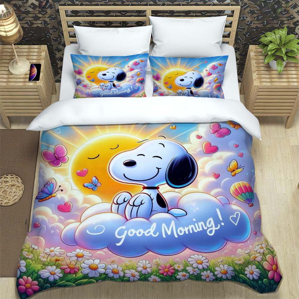 Brightly colored, adorable Snoopy pattern duvet cover and pillowcases, perfect for the bedroom, three-piece set.