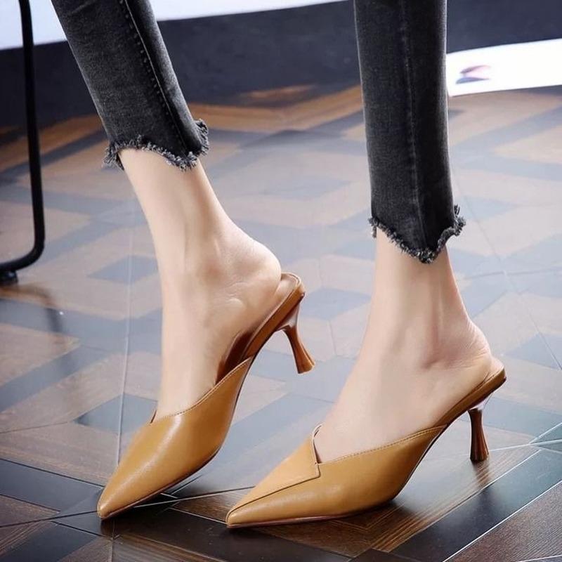 Простые туфли на среднем каблуке с острым носком, женские сандалии, летняя женская обувь на высоком каблуке 2024 года, сексуальные уличные современные тапочки, модные шлепанцы