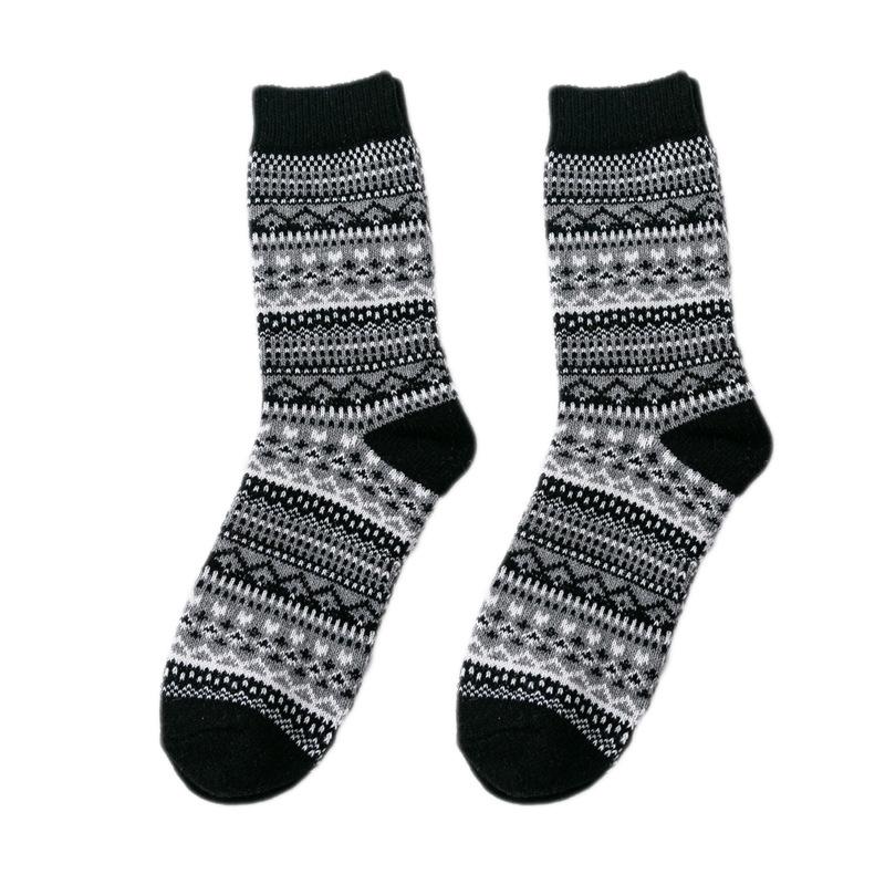 5 Pairs of Men's Winter Extended and Thickened Rabbit Wool Socks with Ethnic Style Thick Thread Mid-calf Socks