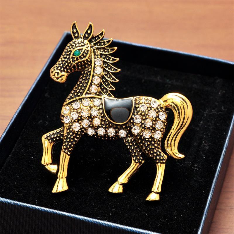 Vintage Enamel Rhinestones Galloping War Horse Zodiac Brooch Pins Women Men Fashion Clothing Accessories Suit Lapel Corsage Gift