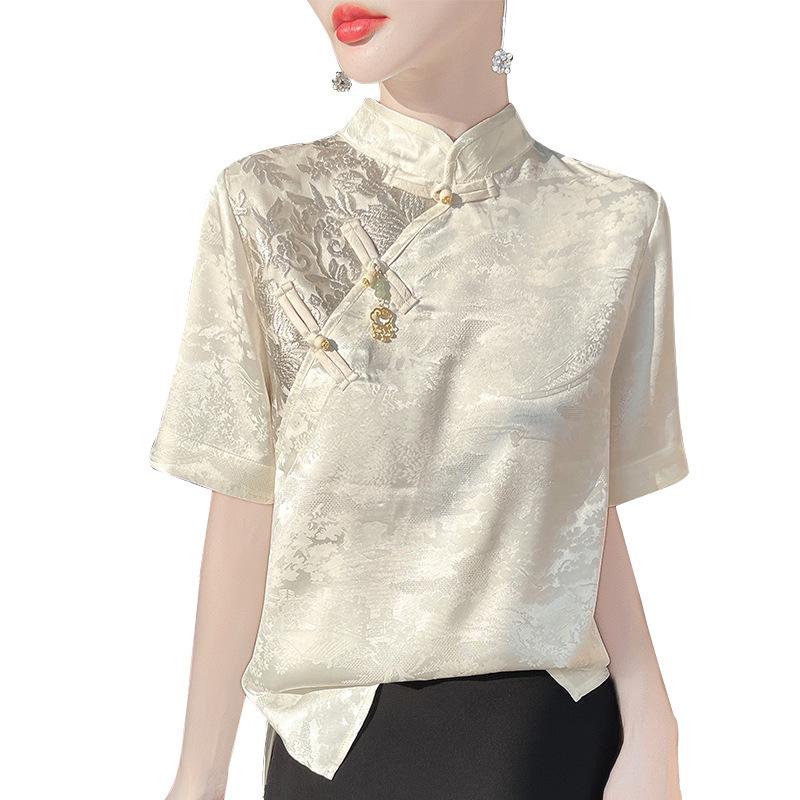 Женская атласная жаккардовая футболка с воротником-стойкой и застежкой-лягушкой, весна/лето 2025