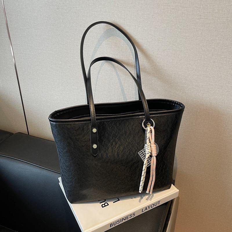 Модная и практичная сумка-тоут большой вместимости, женская новая простая и универсальная сумка через плечо, высококлассная сумка под мышкой