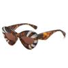 Wide-brimmed sunglasses with a lip-shaped design, model 1028