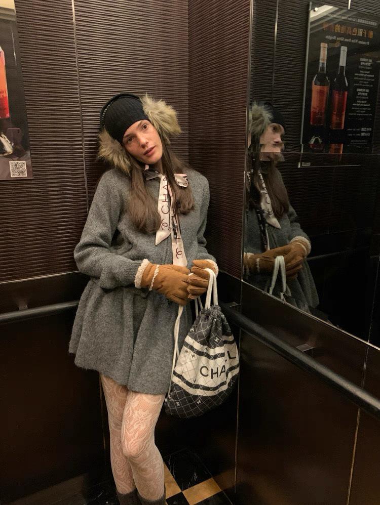 Европейско-американский осенний ретро французский кардиган с капюшоном и комплект юбки-полусолнца