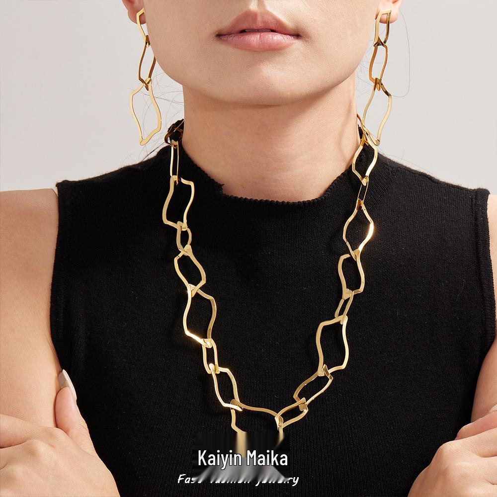 Oumika Позолоченный 18К Необычный Ювелирный Набор: Серьги, браслет и ожерелье из нержавеющей стали