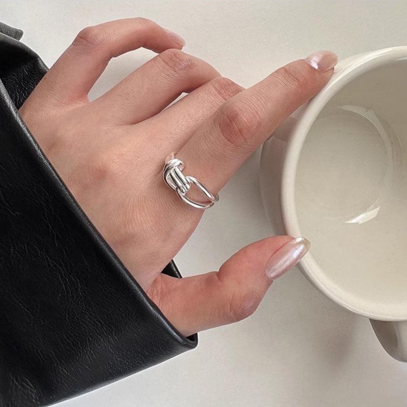 Цветочное кольцо из стерлингового серебра для женщин - Высококачественный дизайн с открытым соединением для осени/зимы