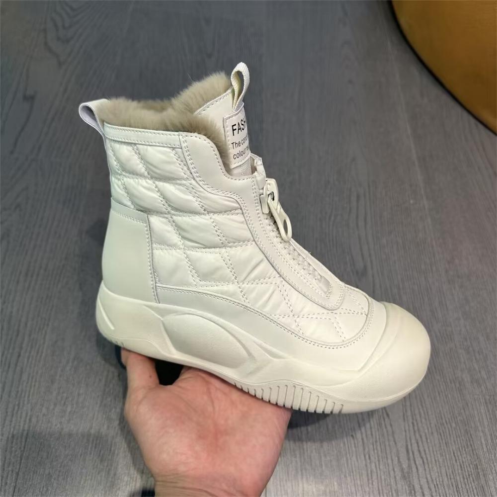 Зимние сапоги с толстой подошвой и плюшем