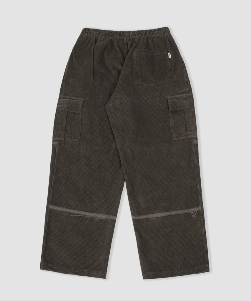 CAMEL WORK Wide Corduroy Cut Cargo Pants (Green)
