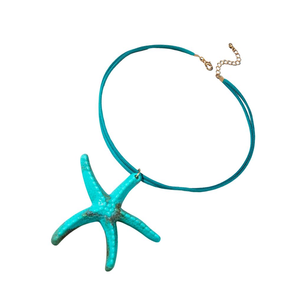 Bohemian Starfish Pendant Statement Necklace Bold Ocean Inspired Neck Jewelry for Women Summer Beach Party Accessory