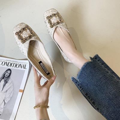 Квадратная головка плоской подошвы одинарные туфли женские поздним вечером бриз нежные женские туфли весна и осень мягкая подошва туфли Doudou неглубокий носок стразы