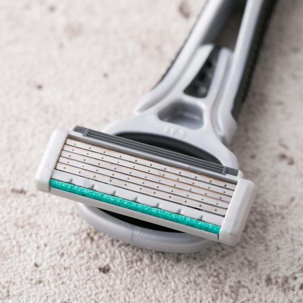 Kai PREMIUM DISPO iFIT Disposable Pack of 4 5-Blade Razors,