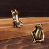 Brass Thinking Frog Figurine Vintage Frog Animal Copper Statue Ornaments Office Home Decoration Desktop Ornaments Crafts