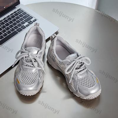 Женская обувь – Кроссовки