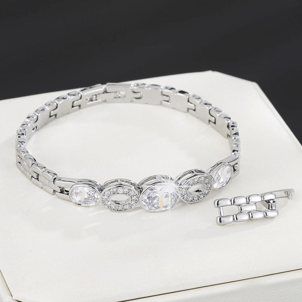Fashion Design Classic Simple Cold Style Inlaid Zircon Elegant Adjustable Bracelet