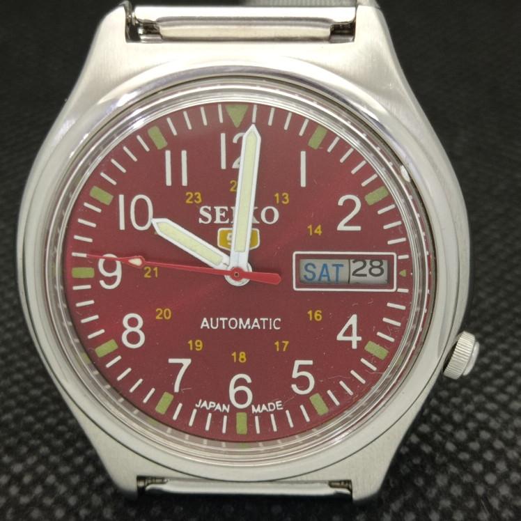 USED VINTAGE SEIKO 5 AUTOMATIC 7009A JAPAN MENS D/D RED WATCH 621b-a413510-2 SKU621b-a413510