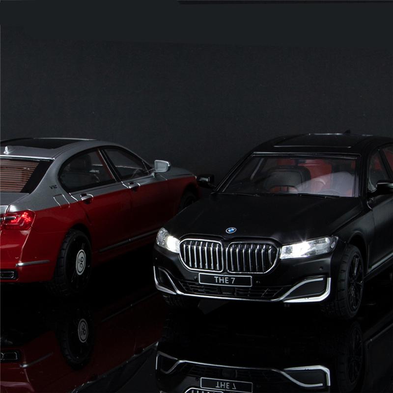 1/24 BMW 7 серии 760 LI литая модель автомобиля игрушечные машинки из металла имитация модели автомобиля коллекция звуков и света детские подарки