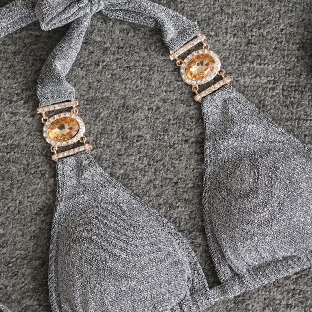 Сексуальный блестящий купальник с кристаллами и бриллиантами, бикини с золотым ремешком, женский купальник