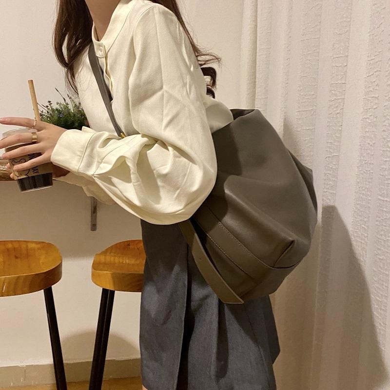 IELGY Женские сумки через плечо, большая вместимость, черные, универсальные, корейская версия, на одно плечо, для сына и мамы, простые повседневные