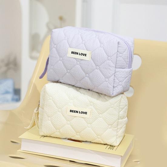 Quilted Makeup Bag Solid Color Cosmetic Pouch with Metal Zipper Ladies Portable Handbag Toiletry Bag for Travel Home Storage