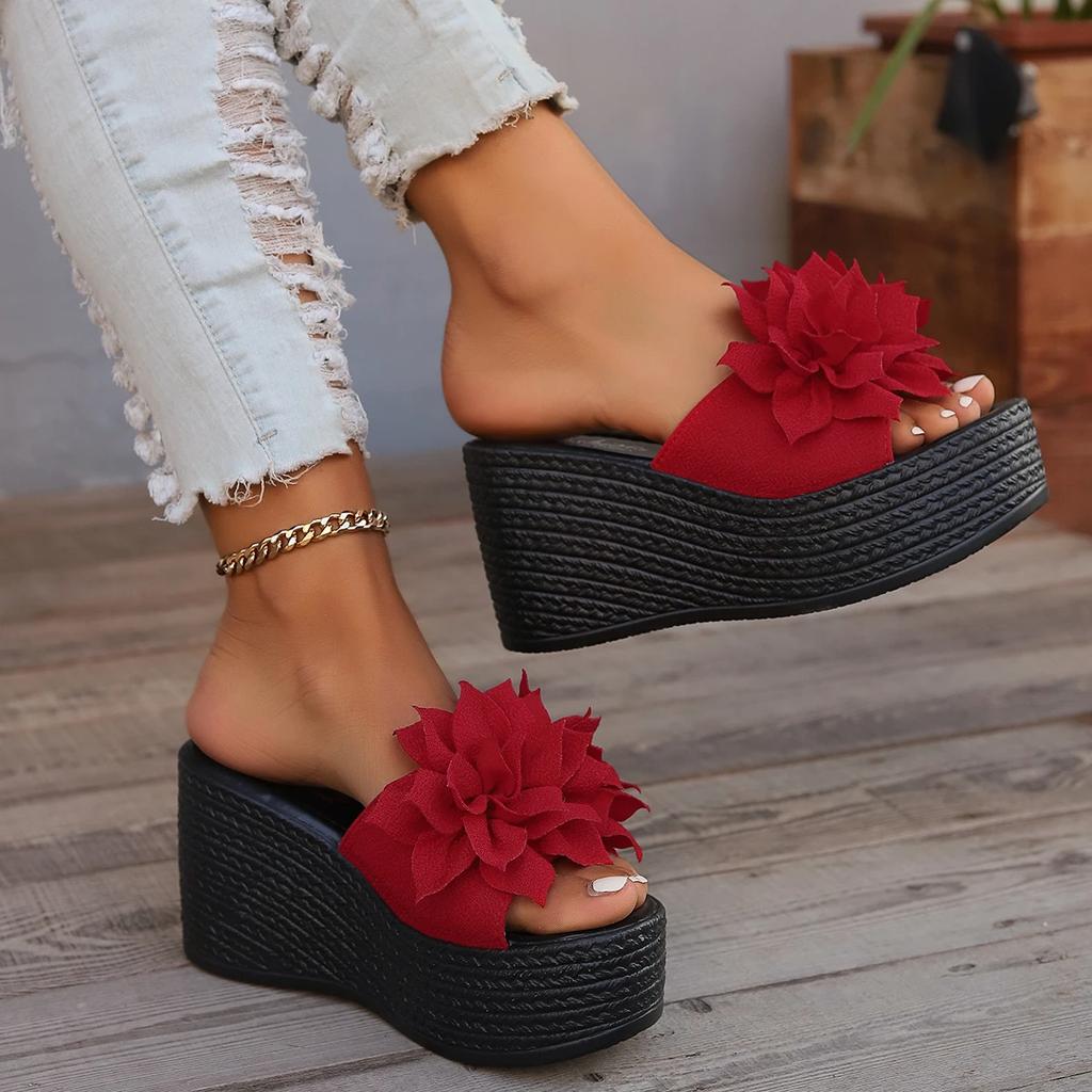 Модные женские тапочки Новые пляжные сандалии на танкетке Модные повседневные тапочки на платформе с цветком Женские тапочки на высоком каблуке Женские zapatos de mujer