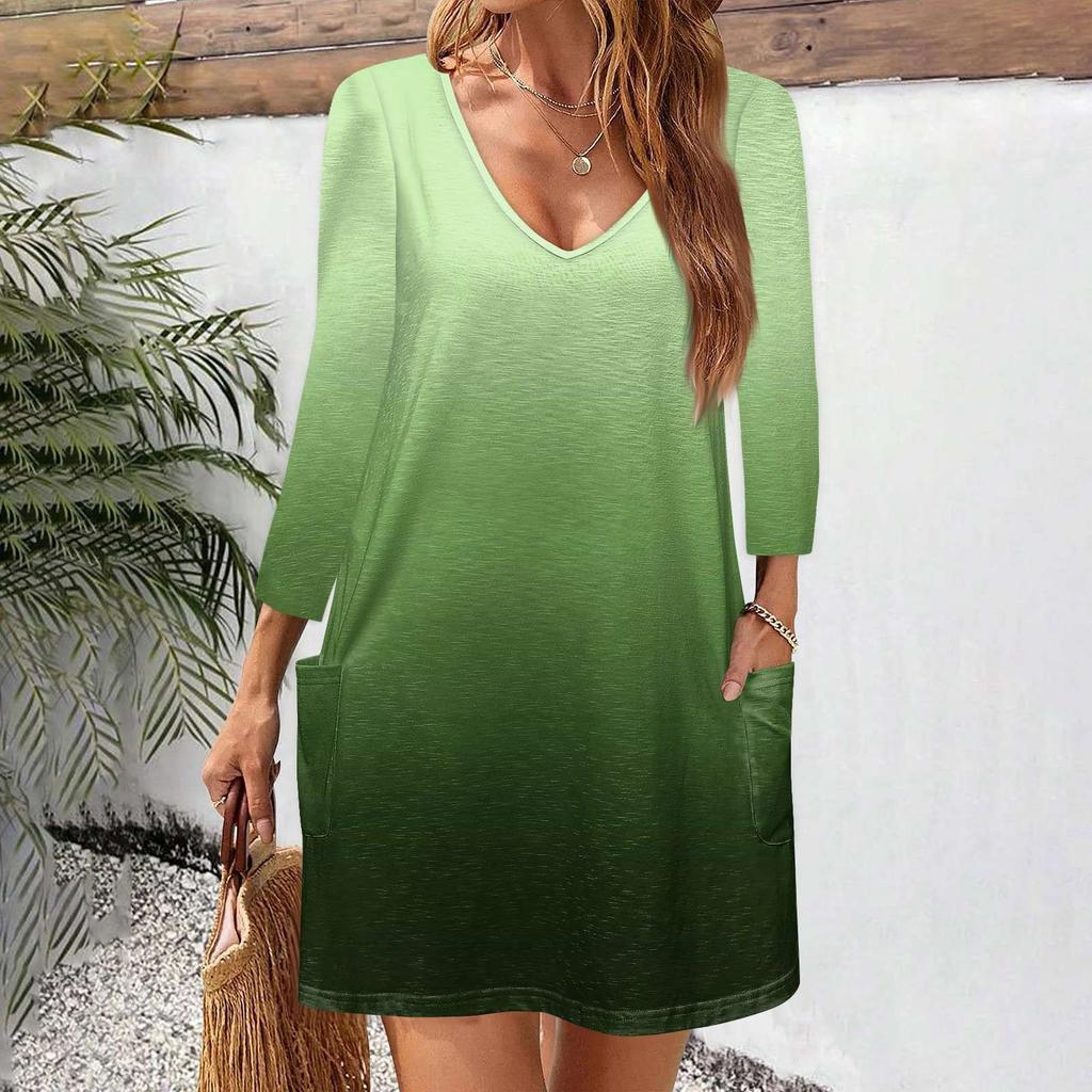 Women's Casual And Fashionable V-neck Gradient Printed Pocket 3/4 Sleeve Loose Fitting Dress