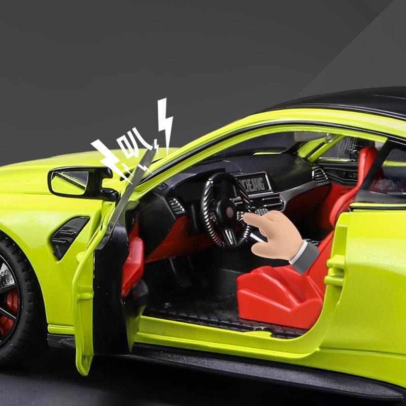 Новый 1:24 BMW THE M4 IM литой миниатюрный автомобиль из металла масштабная модель автомобиля звук свет имитация коллекция детский игрушечный автомобиль подарок