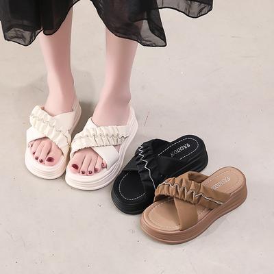 Шлепанцы на толстой подошве Летние новые женские шлепанцы с перекрестными ремешками Студенческие повседневные увеличивающие рост универсальные шлепанцы на толстом каблуке