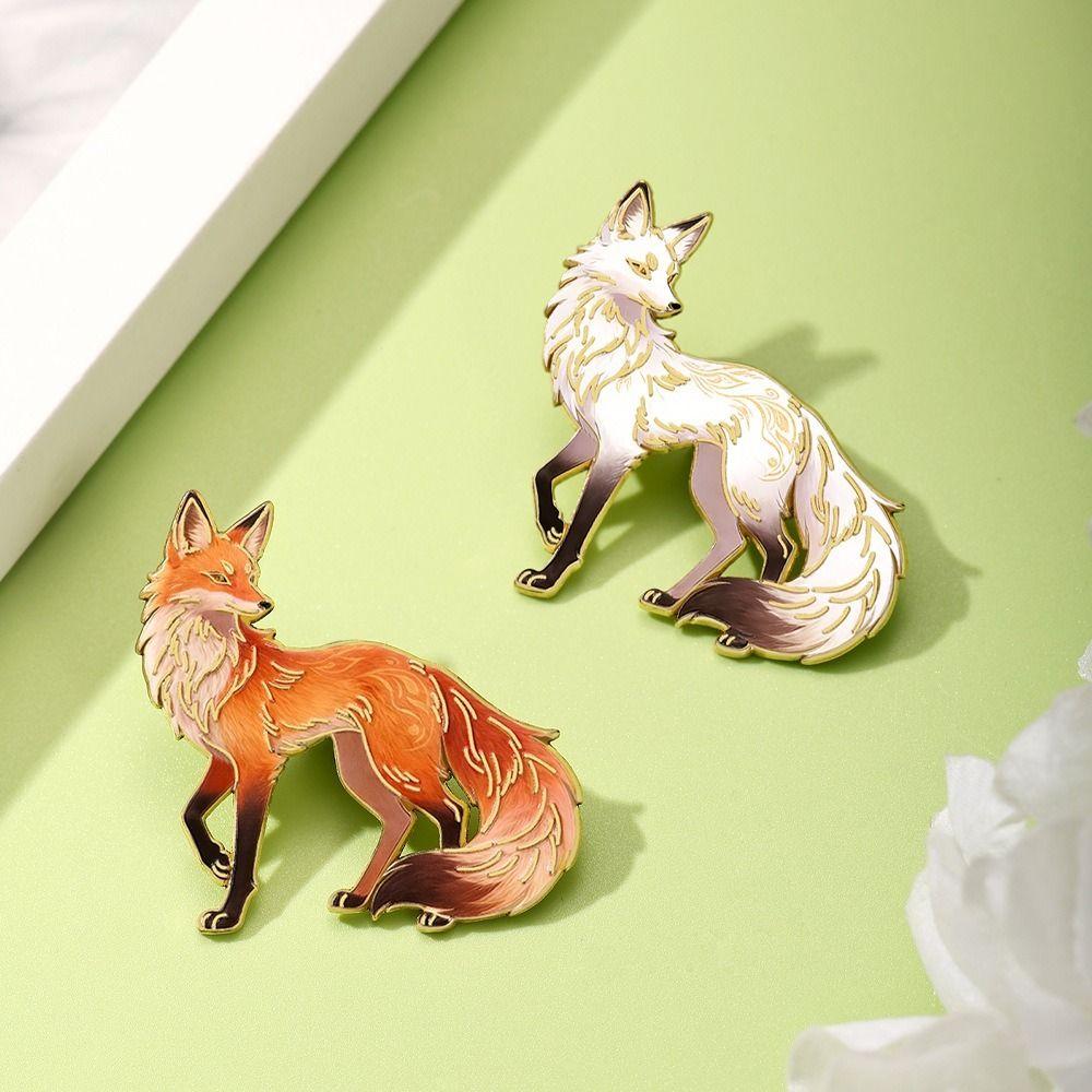 Exquisite Craftsmanship Cartoon Fox Brooch Zinc Alloy Enamel Metal Brooch For Coats Sweaters