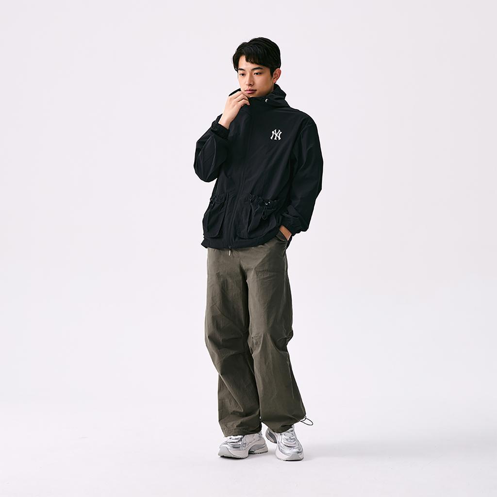 Новая ветрозащитная куртка MLB New York Yankees Basic Collection SS25 Унисекс Черный 3AWJB0453-50BKS