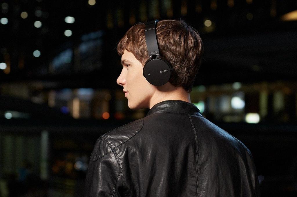 Sony Беспроводные наушники с глубоким басом, совместимые с Bluetooth, складные, черного цвета B MDR-XB650BT MDR-XB650BT