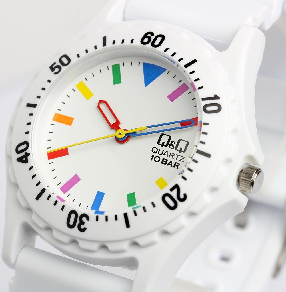 CITIZEN 10 ATM Water Color White Design Q&Q Watch, Resistant, Watch, Rubber, Multi, Diver's