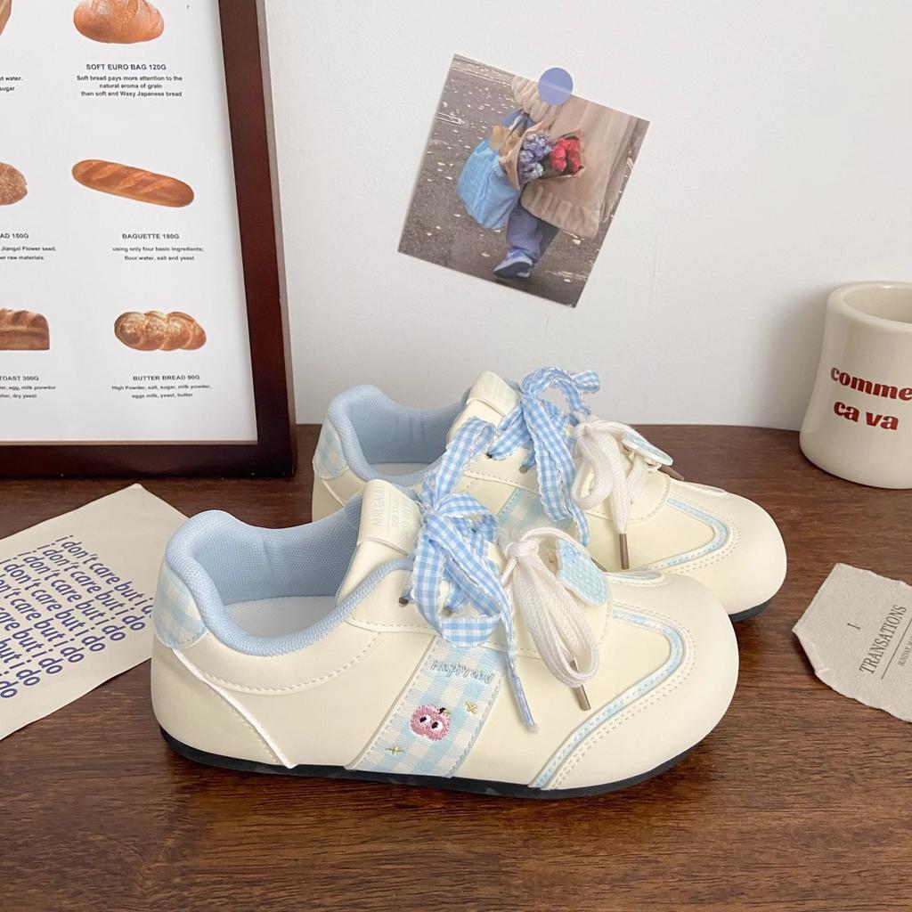 Немецкие тренировочные кроссовки для девочек 2025 новая осенняя мода спортивная обувь детские пухлые кеды студенты носят белые кроссовки тренд