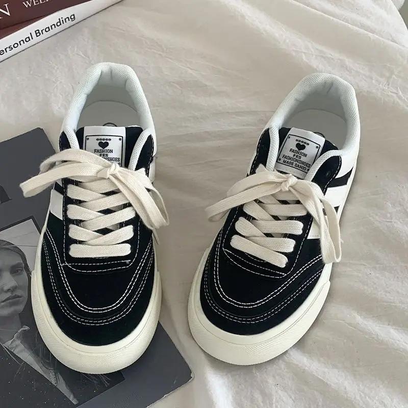 Мода 2024 Новые Красные Женские Вулканизированные Туфли Повседневные Кроссовки на Платформе Винтажные Спортивные Женские Корейские Дизайнерские Балетки Харадзюку Школьные Теннисные