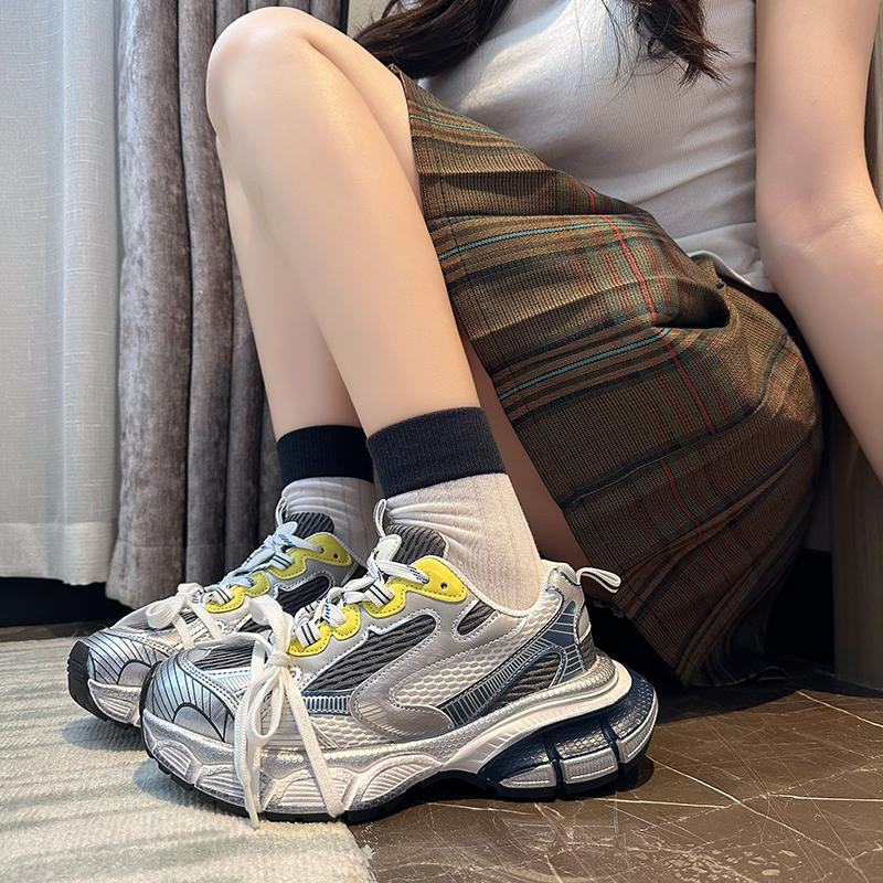 Зимние кроссовки для женщин 2024 Новые черные повседневные вулканизированные кроссовки в стиле «папа» Женские кроссовки на высокой платформе На шнуровке Белые кроссовки Женские