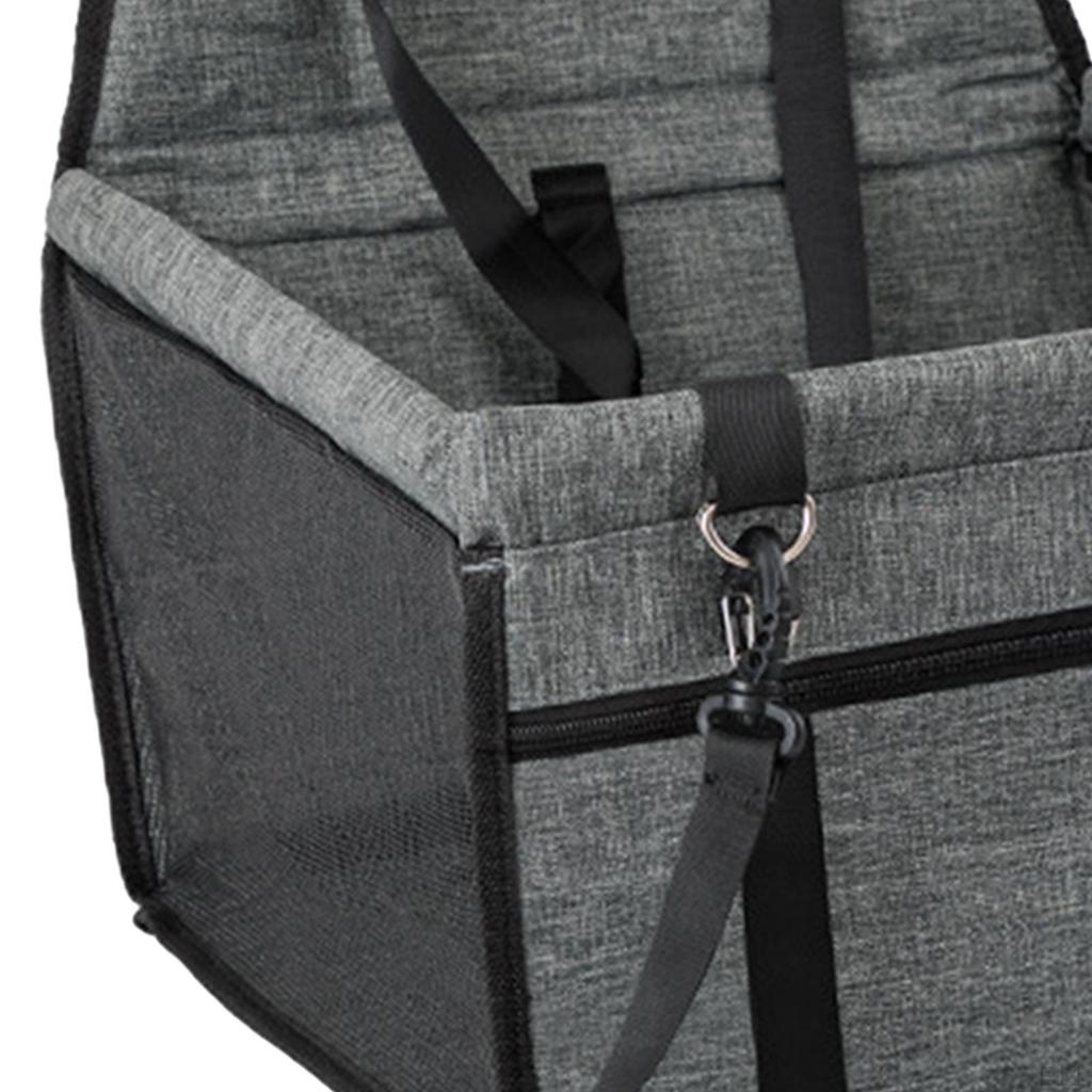 Уютная собачья кровать-машина: Максимальный комфорт для маленьких собак в пути