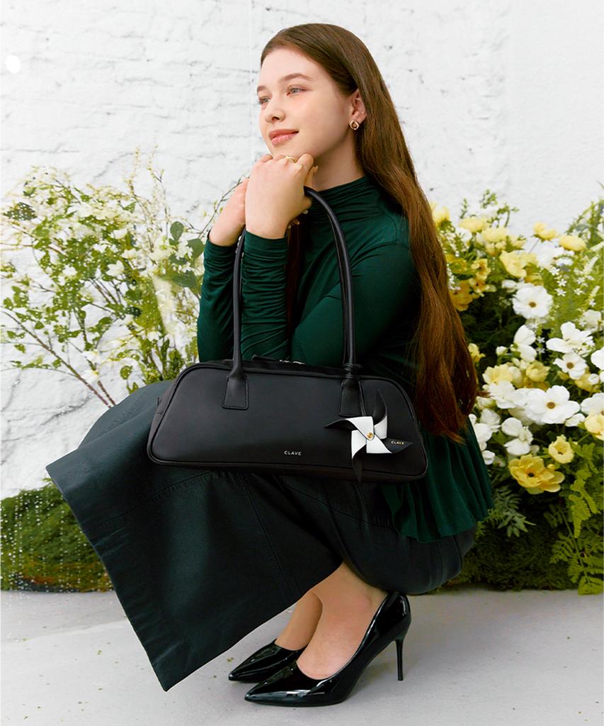 Clave Ruby Black Shoulder Bag