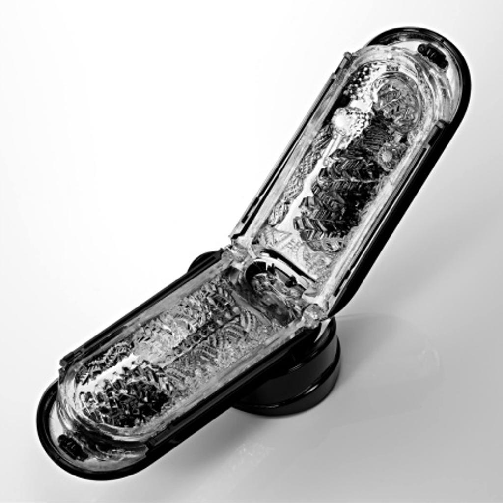 TENGA FLIP 0 ЭЛЕКТРОННАЯ ВИБРОТАЦИЯ Вращающаяся вибрация с мини-лосьоном (многоразовый)