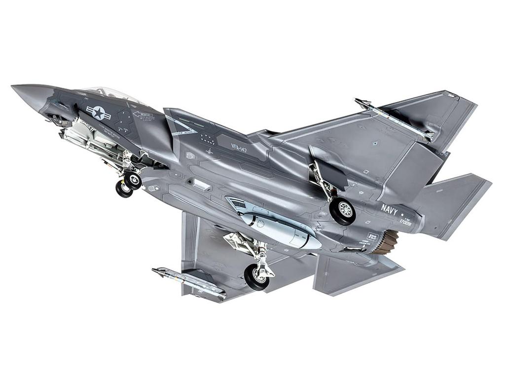 Tamiya Warbird Collection 94 Lockheed Martin Lightning II Plastic Model Kit 60794 1/72 No. F-35C (Airplane)