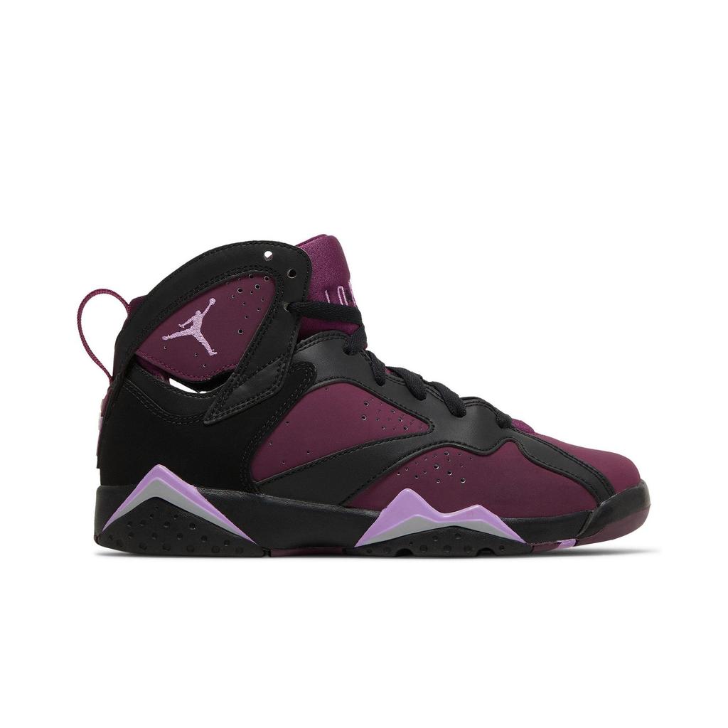 Air Jordan 7 Retro GG 'Mulberry' (унисекс) Детские баскетбольные кроссовки Черный / Фуксия Glow-Mulberry-Wolf Grey 442960 009