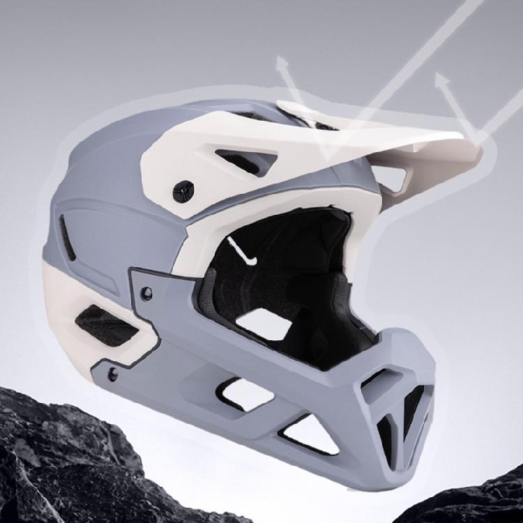 Extreme Sport Cycling Helmet For Adults Shock Resistant Soft Liner Breathable Design Off Road Use Helmet