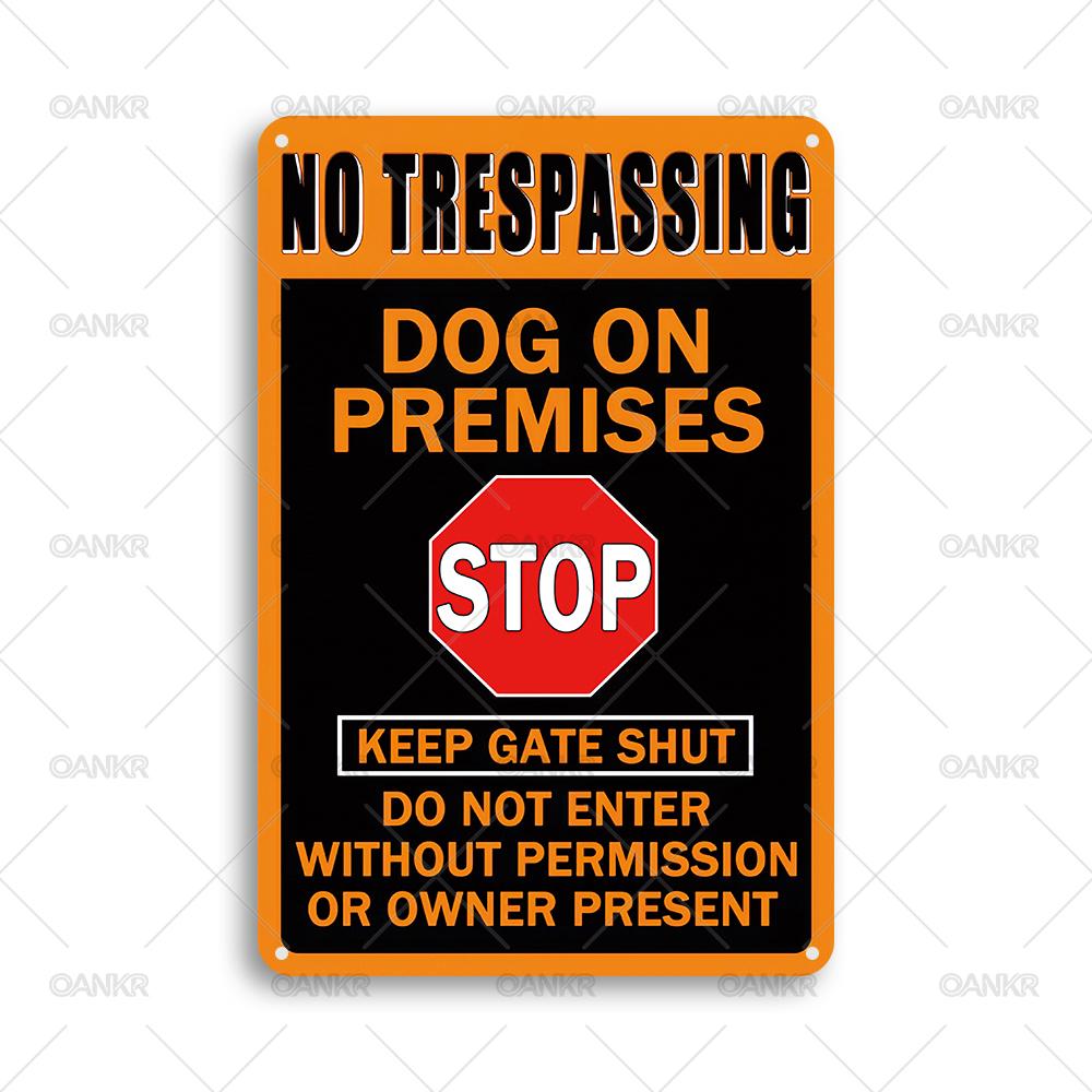 Vintage No Trespassing Metal Tin Sign Retro Dog On Premises Metal Signs for Man Cave Farm Garden Home Wall Decor Plaque