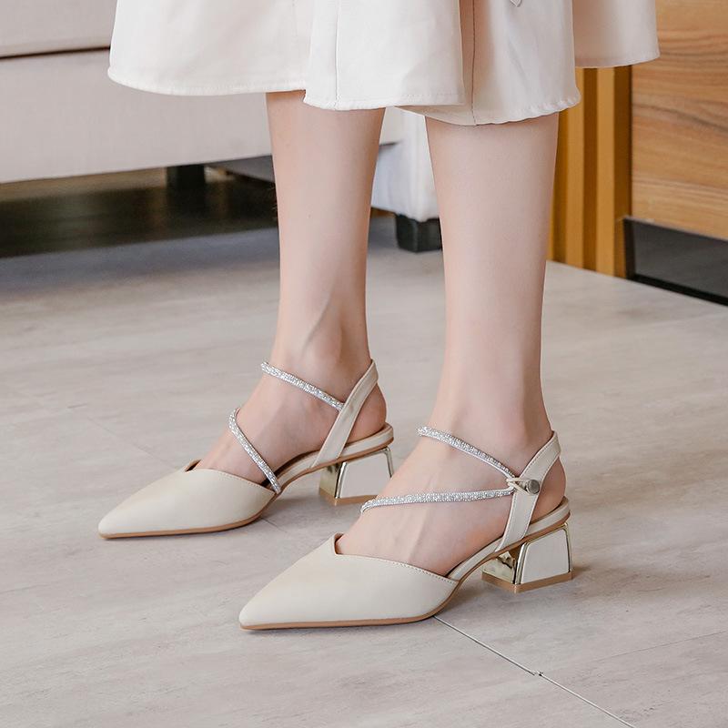 Летняя новинка 2024 года Water Diamond Straight Line с острыми высокими каблуками и босоножками на толстом каблуке