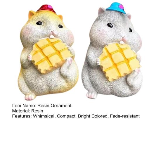 2 Pcs Hamster Figurine Resin Hamster Eating Cheese Statue Cartoon Animal Ornament for Home Office Desk Car Dashboard Decoration