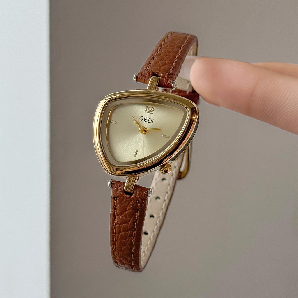 Retro-Chic Irregular Women's Watches Creative Triangle Small Dial Genuine Leather Strap Water-Resistant Quartz Women's Watch