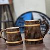 Красивый дизайнерский стилист, пьющий деревянные кружки для пива, набор из 2 штук