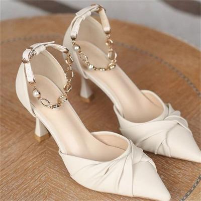 Темперамент Французская ниша 3см низкий каблук шпилька подружка невесты высокие каблуки женские жемчужные фея с юбкой маленький каблук универсальный