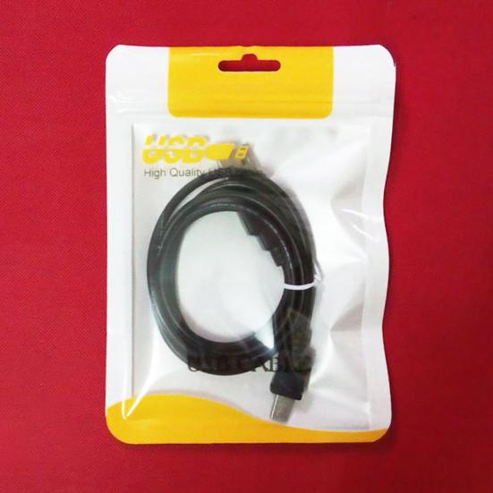 100 шт. пластиковый закрывающийся USB-кабель для передачи данных, упаковочная сумка с отверстием для подвешивания